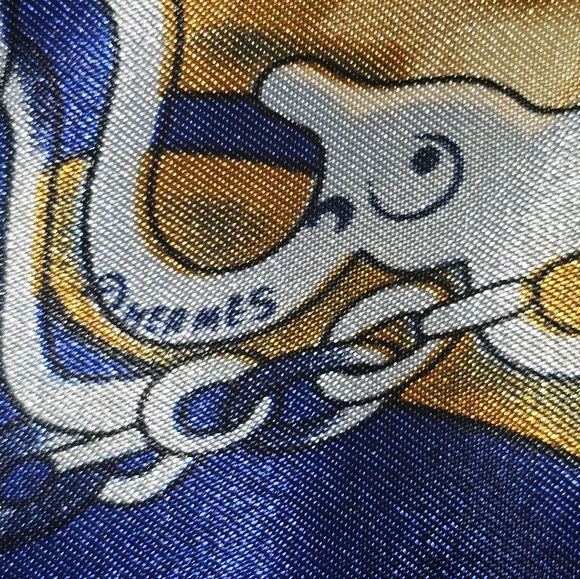 Hermès scarf, Early 21st C., Mon Petit Cheval Mexicain, Blues, golds, 90 cm36x36 - Picture 7 of 7